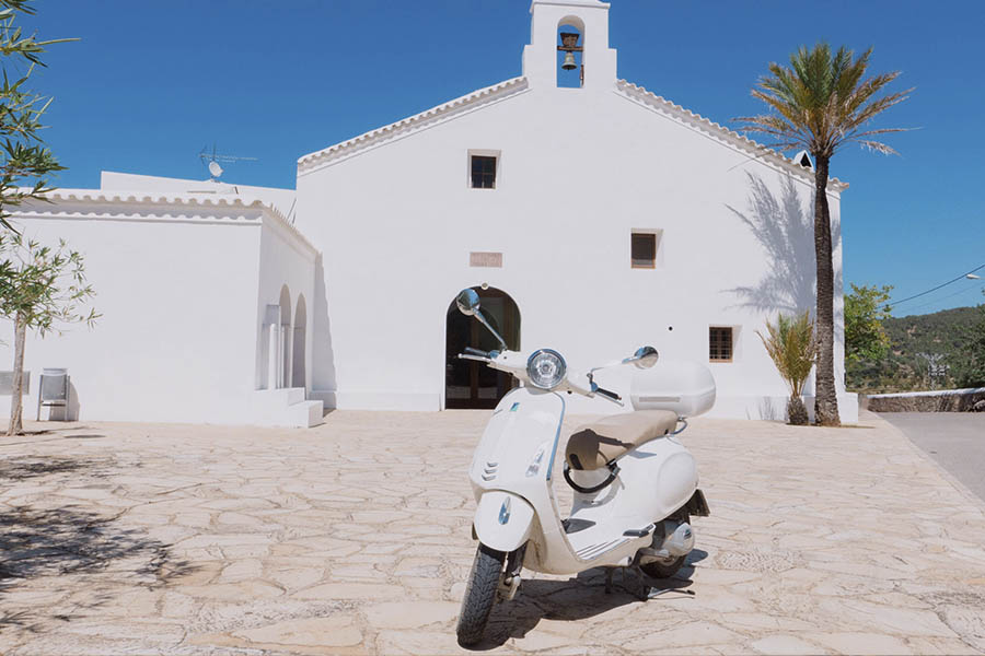 Alquiler moto Ibiza